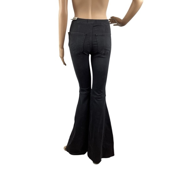 Free People We The Free Just Float On High Rise Flare Jeans Size 25 Washed Black - Picture 5 of 7